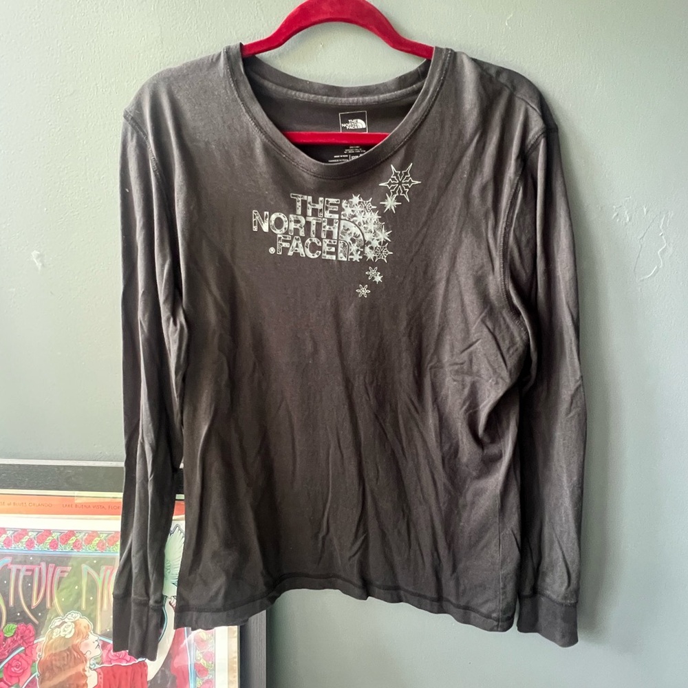 The north face tee